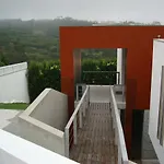 I U